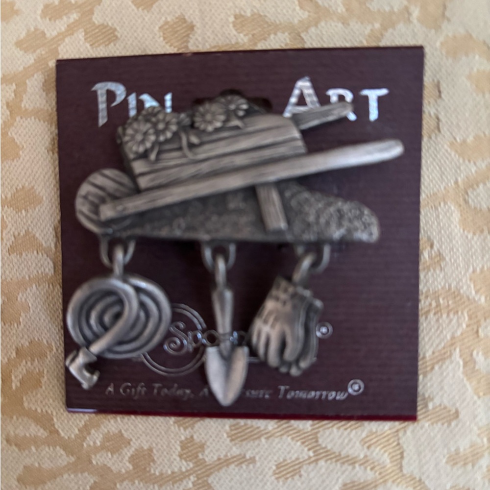 Spoontiques Silver Gardening Themed Brooch NWT